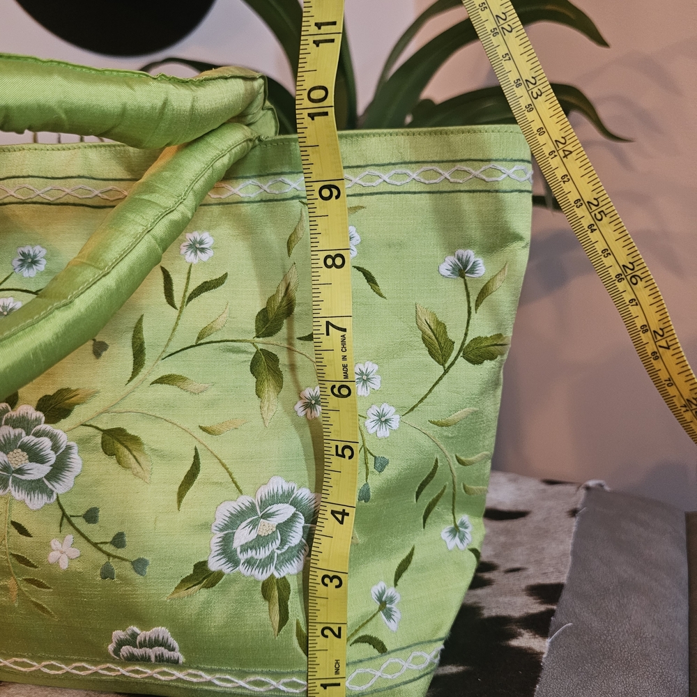 DV by Dolce Vita Green Floral Tote - Picture 7 of 10
